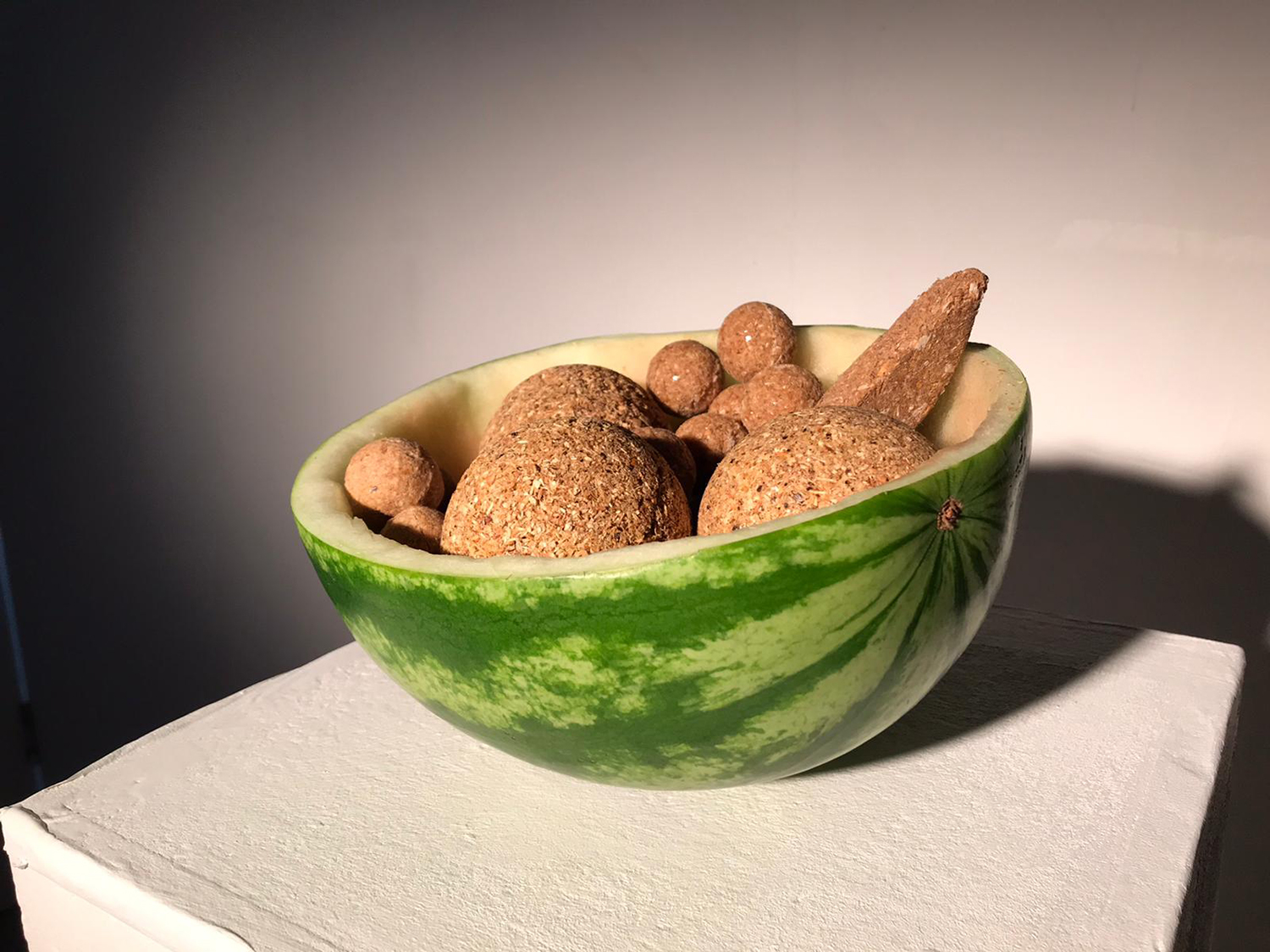 Fruit bowl sculpture